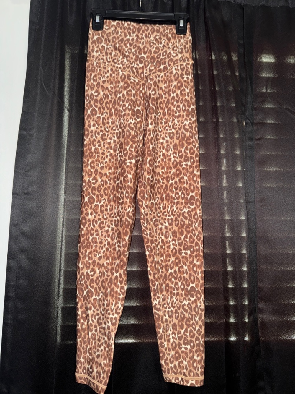 aerie Leopard Print Leggings in Brown Tan